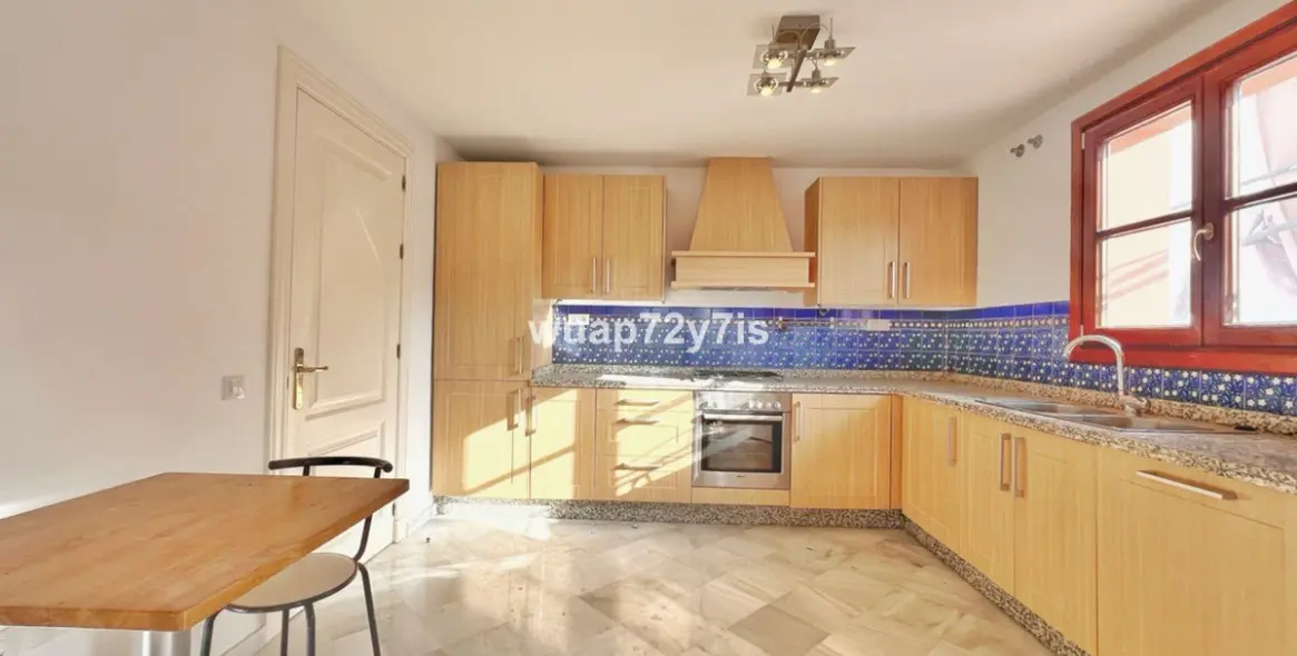 Продажа дома на две семьи в Benahavís 17