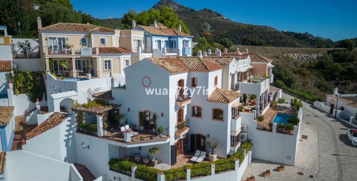 Sale of semi-detached house in Benahavís 2