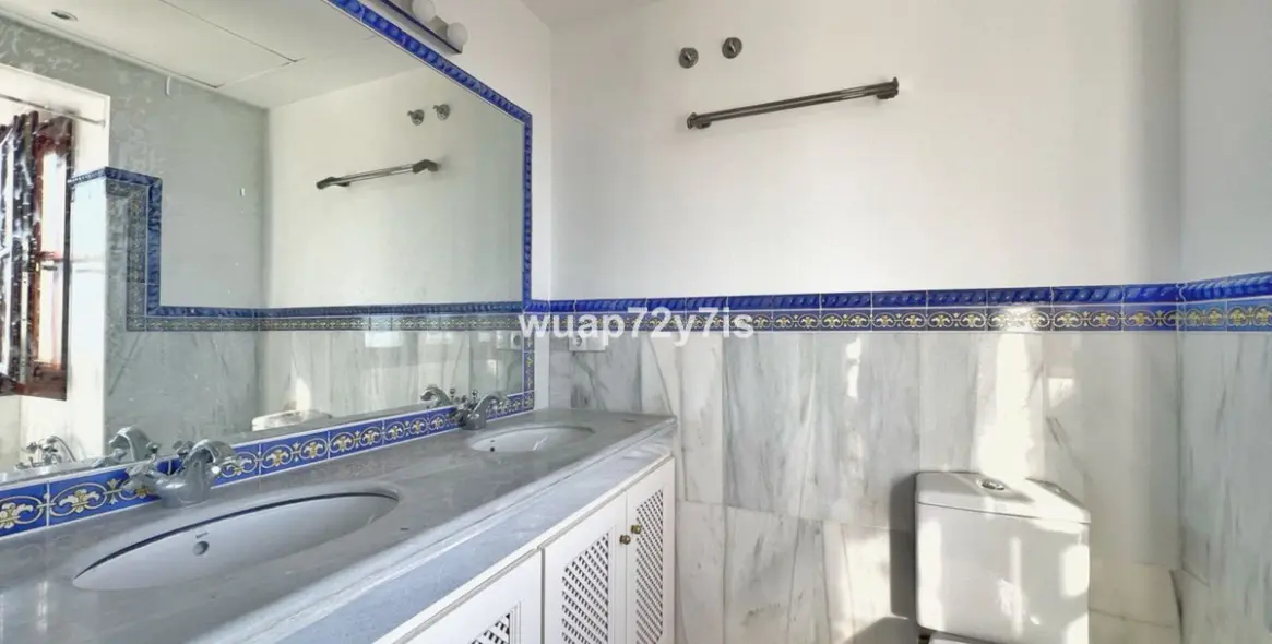 Sale of semi-detached house in Benahavís 27