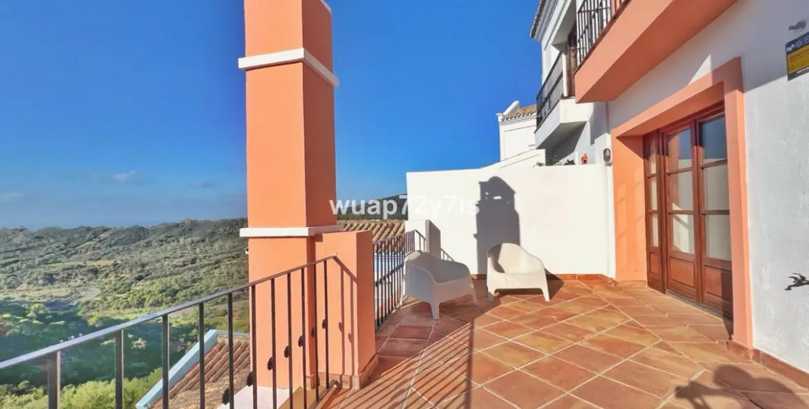 Sale of semi-detached house in Benahavís 29
