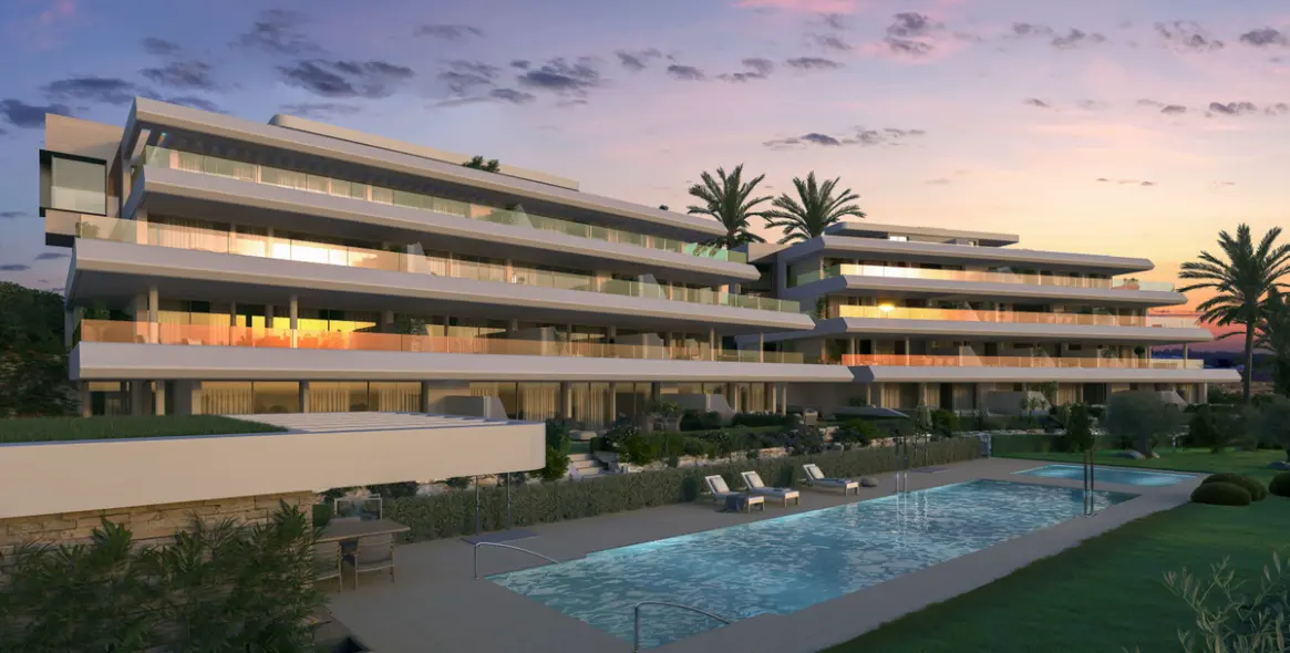 Venta de apartamento en planta baja en Estepona 2
