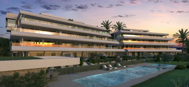 Venta de apartamento en planta baja en Estepona 1