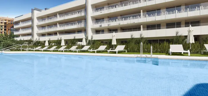 Sale of middle floor apartment in San Pedro de Alcántara 0