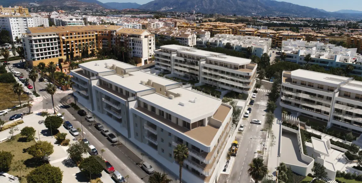 Sale of middle floor apartment in San Pedro de Alcántara 18