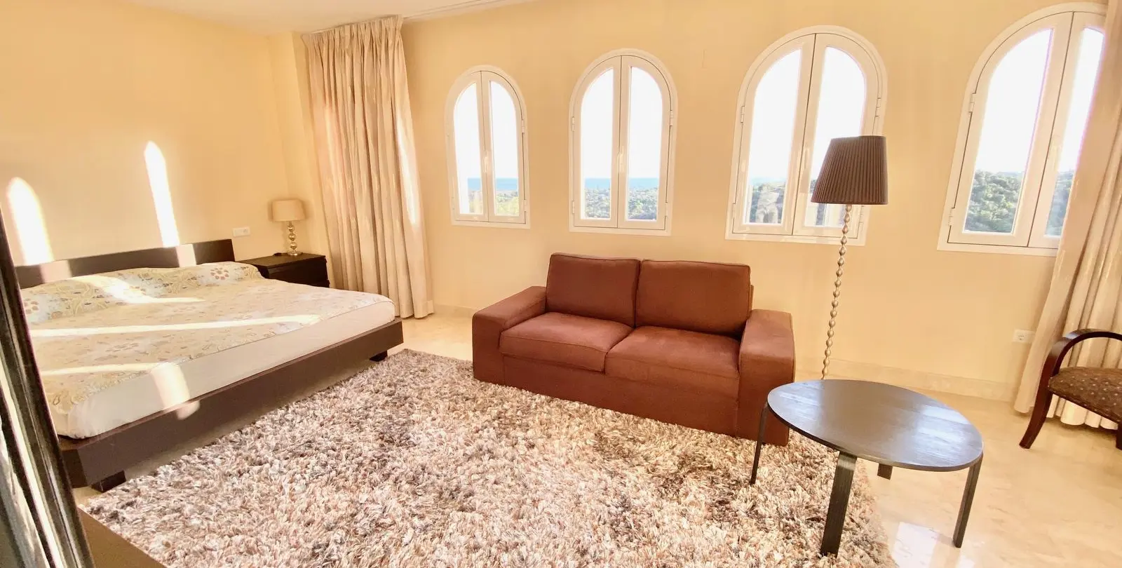 Sale of penthouse duplex in Elviria 23