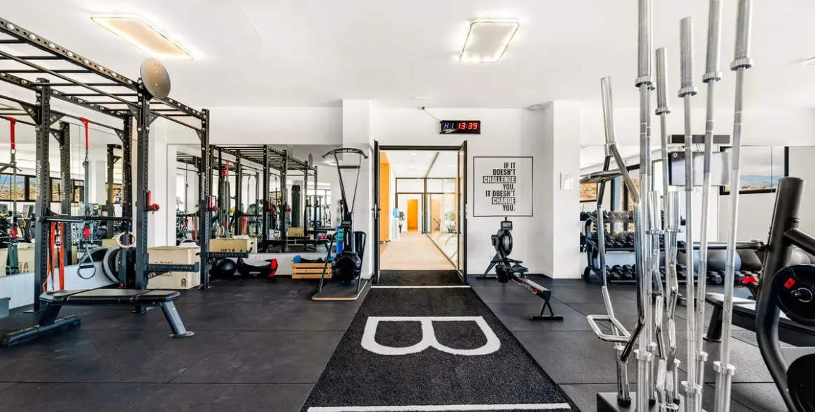 Sale of ground floor apartment in El Paraiso 20