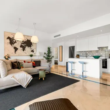 Sale of ground floor apartment in El Paraiso