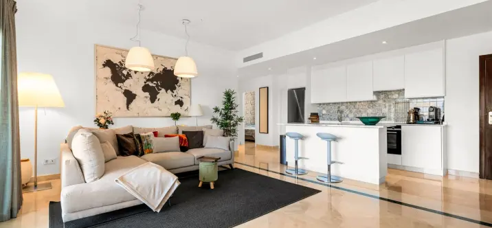 Sale of ground floor apartment in El Paraiso 2