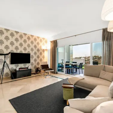 Sale of ground floor apartment in El Paraiso