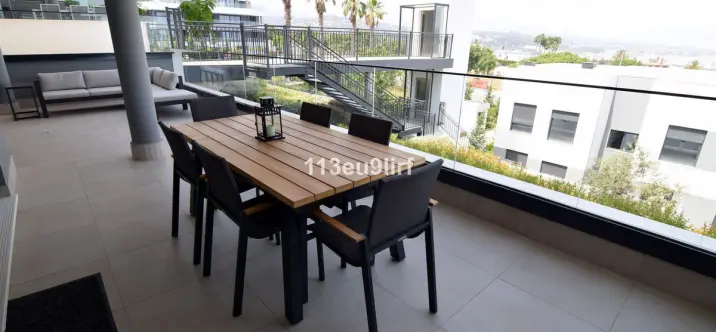 Продажа апартаментов на первом этаже в Estepona 4