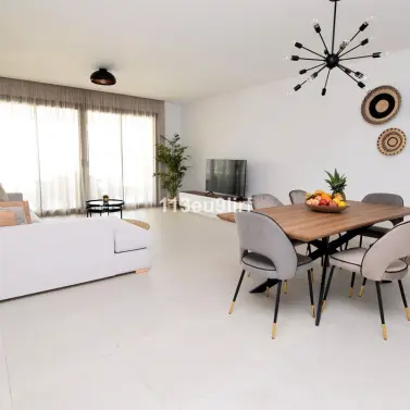 Venta de apartamento en planta baja en Estepona
