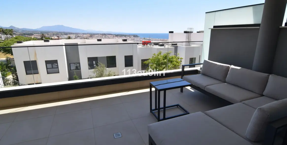 Venta de apartamento en planta baja en Estepona 6