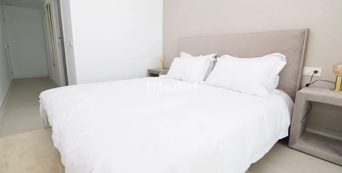 Venta de apartamento en planta baja en Estepona 11