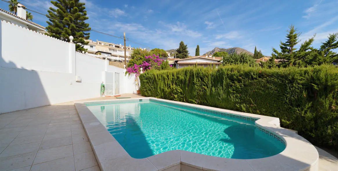 Sale of detached villa in Centro 2