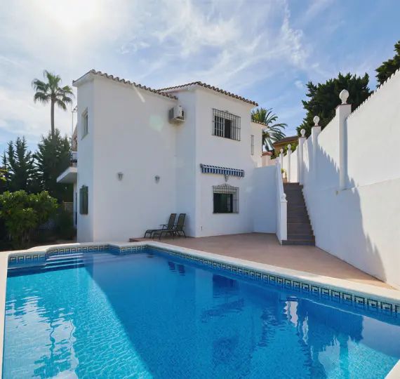 Detached villa R5216959