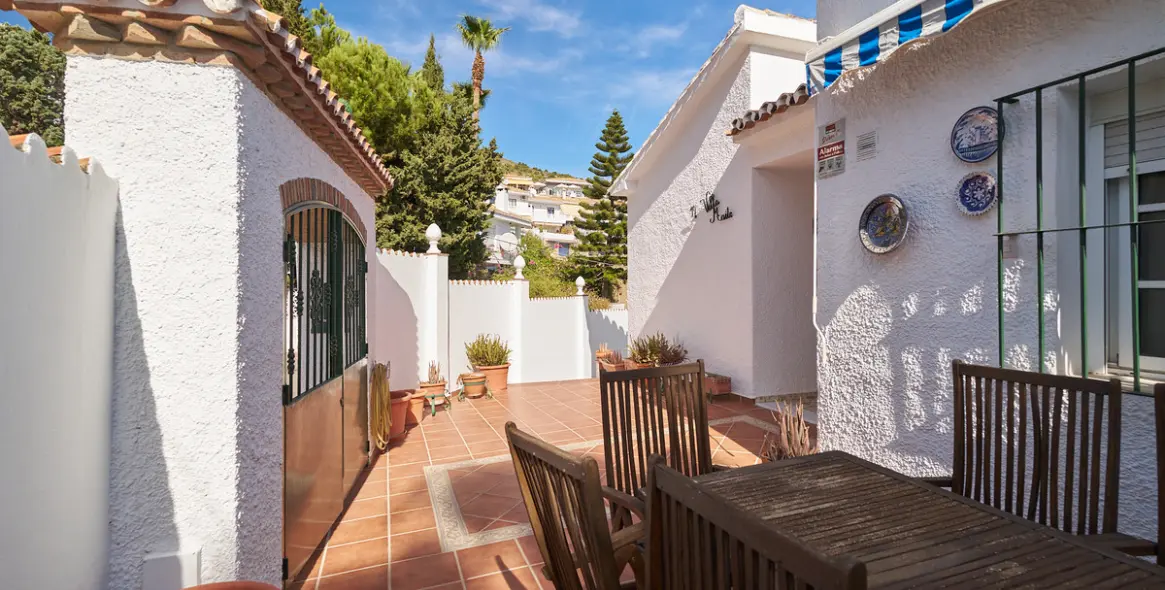 Sale of detached villa in Centro 6