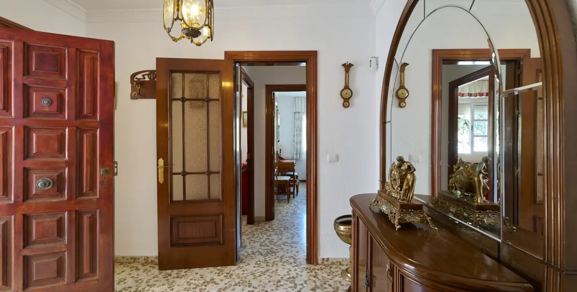 Sale of detached villa in Centro 9