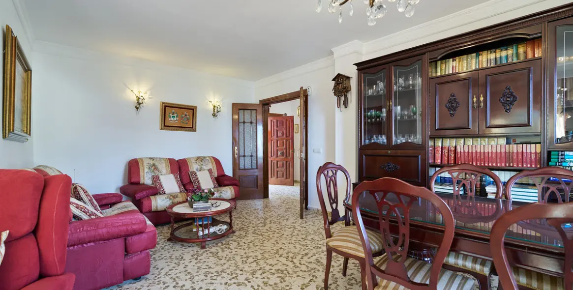 Sale of detached villa in Centro 16