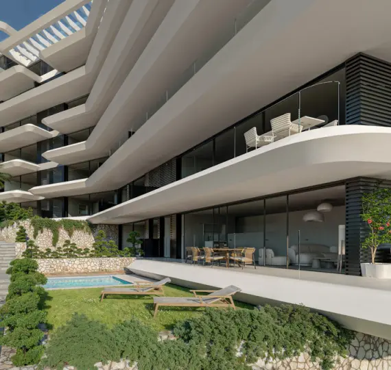 Sale of middle floor apartment in Estepona