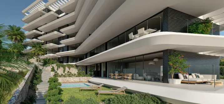 Venta de apartamento en planta media en Estepona 1