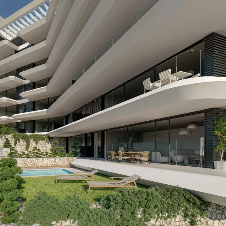 Sale of middle floor apartment in Estepona