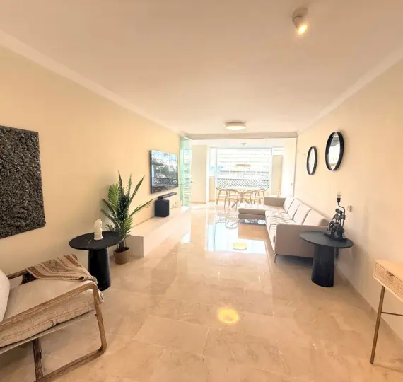 Short-term rent of middle floor apartment in Puerto Banús