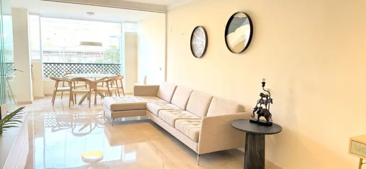Short-term rent of middle floor apartment in Puerto Banús 2