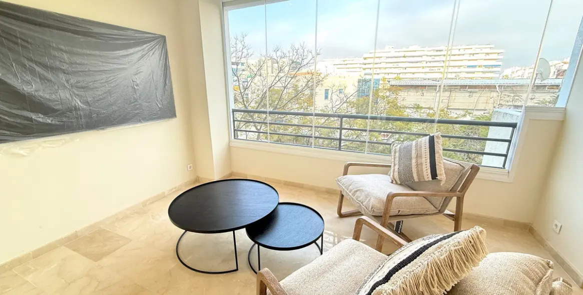 Short-term rent of middle floor apartment in Puerto Banús 9