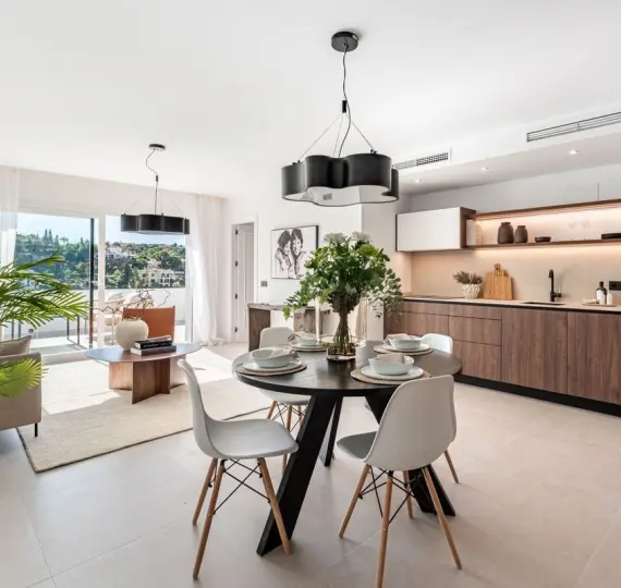 Sale of middle floor apartment in La Quinta