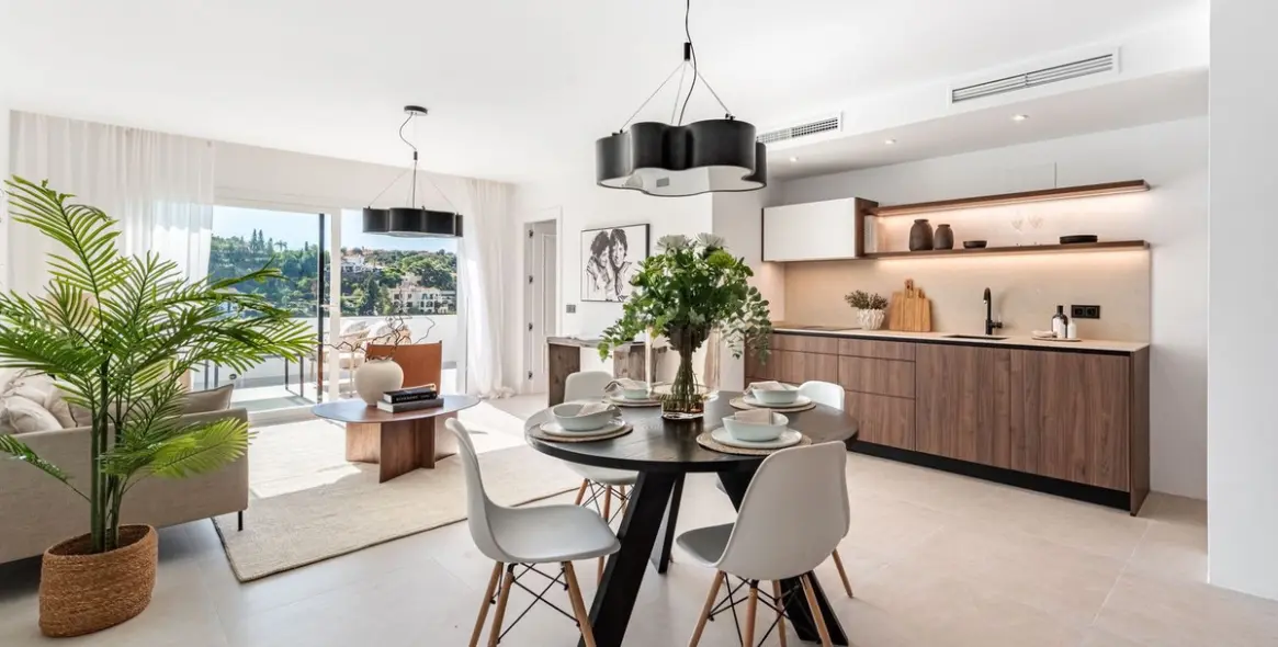 Sale of middle floor apartment in La Quinta 1