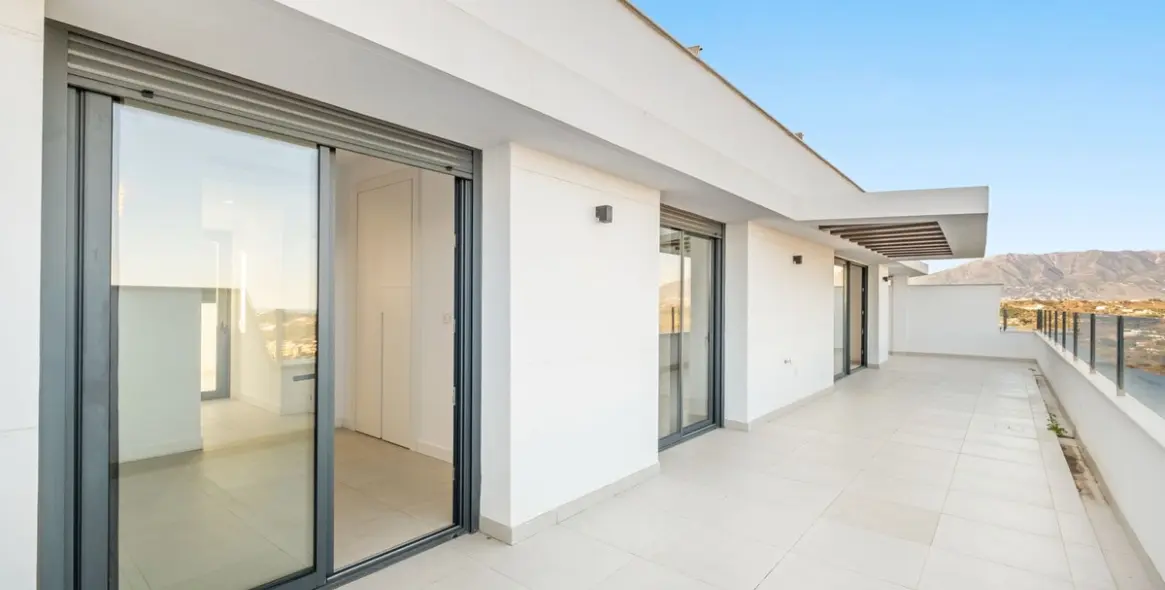 Sale of penthouse in Calanova Golf 2