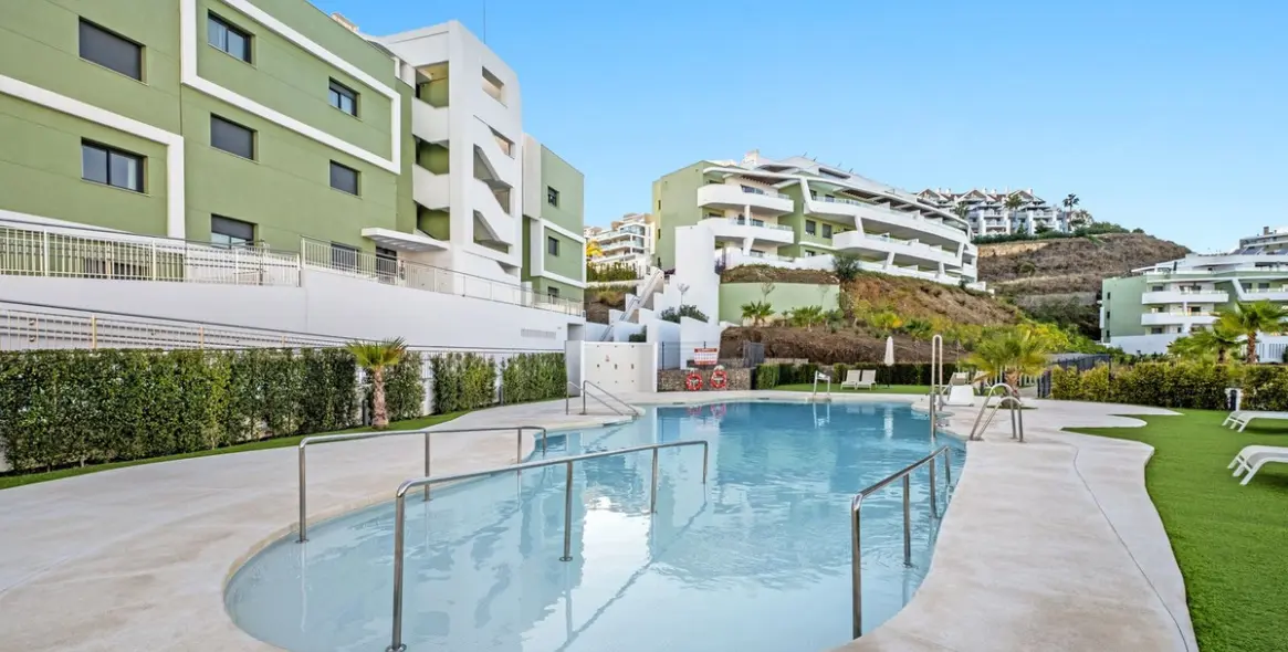 Продажа пентхауса в Calanova Golf 25