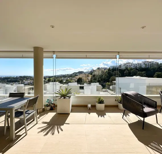 Sale of middle floor apartment in Los Arqueros