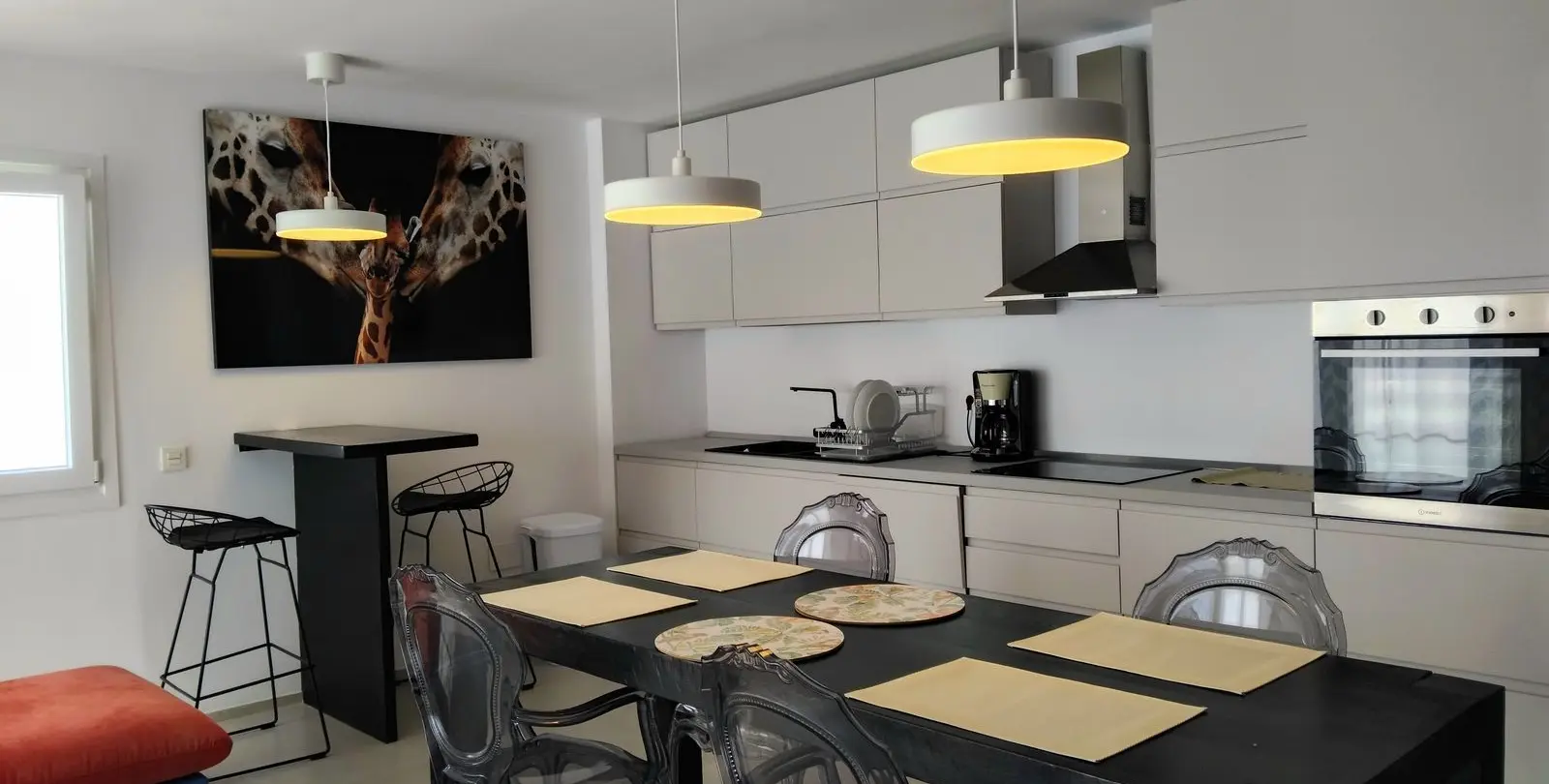 Sale of middle floor apartment in Puerto Banús 4