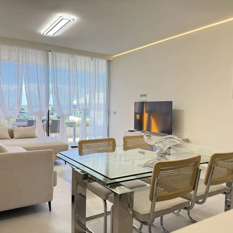 Продажа апартаментов на среднем этаже в Fuengirola