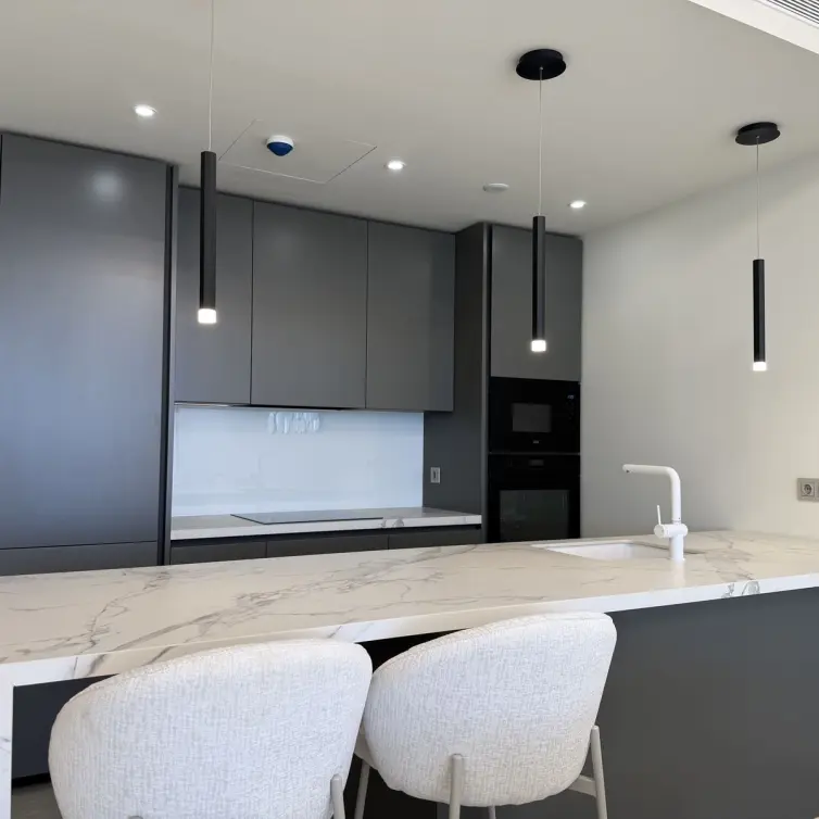 Продажа апартаментов на среднем этаже в Fuengirola