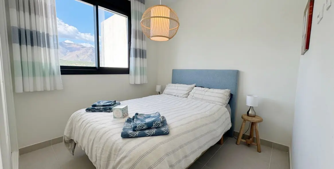 Sale of penthouse in Estepona 13