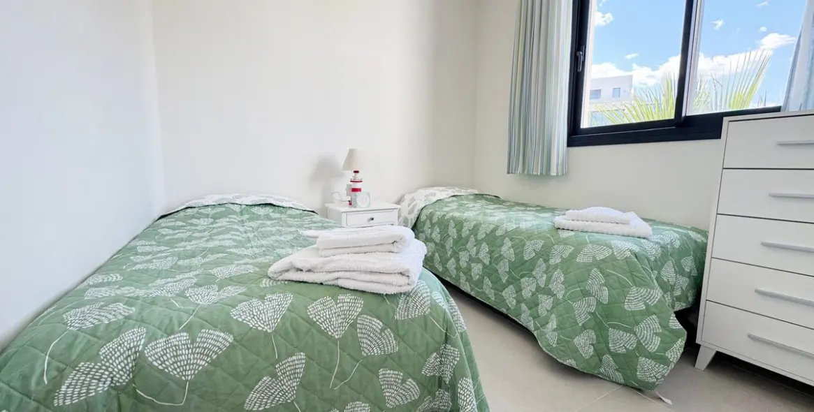 Sale of penthouse in Estepona 17