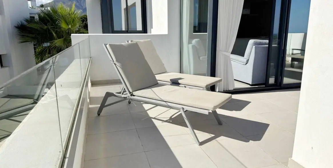 Sale of penthouse in Estepona 22