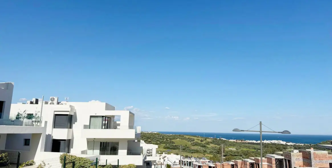 Sale of penthouse in Estepona 29