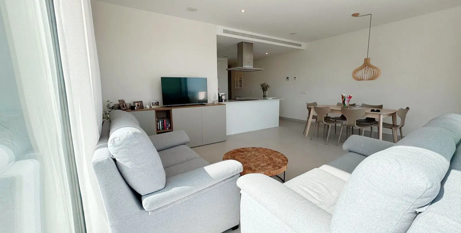 Sale of penthouse in Estepona 12