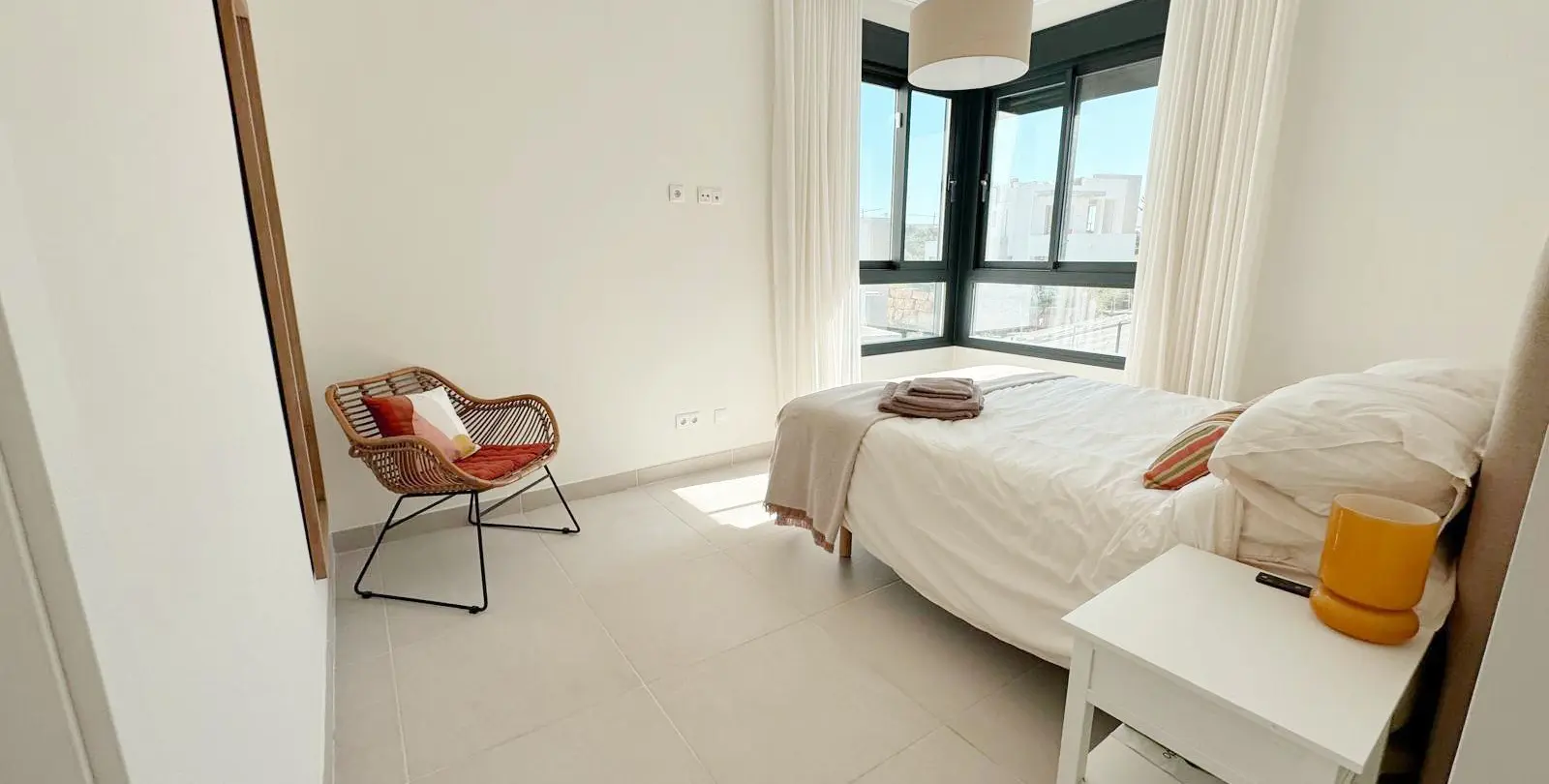 Sale of penthouse in Estepona 16