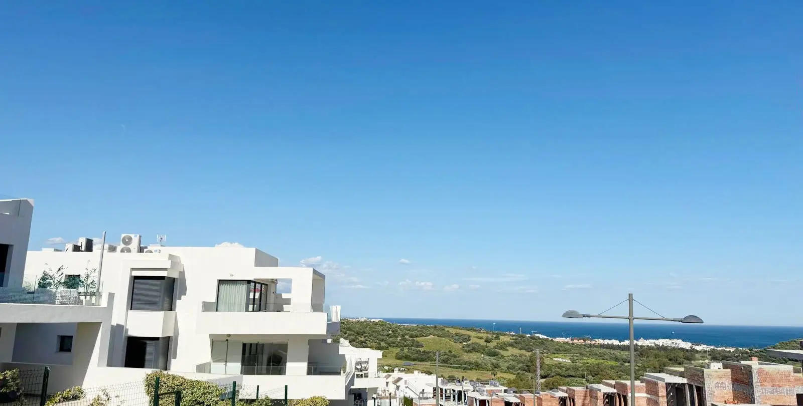 Sale of penthouse in Estepona 29