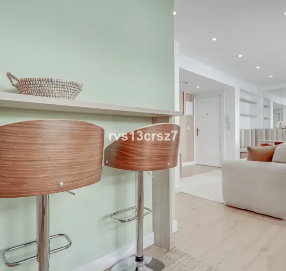 Sale of middle floor apartment in Marbella