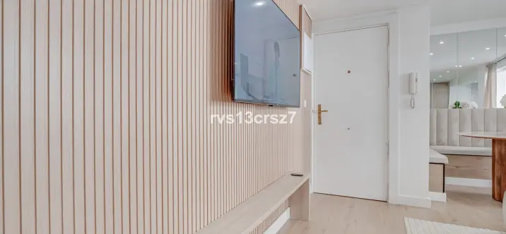 Sale of middle floor apartment in Marbella 2