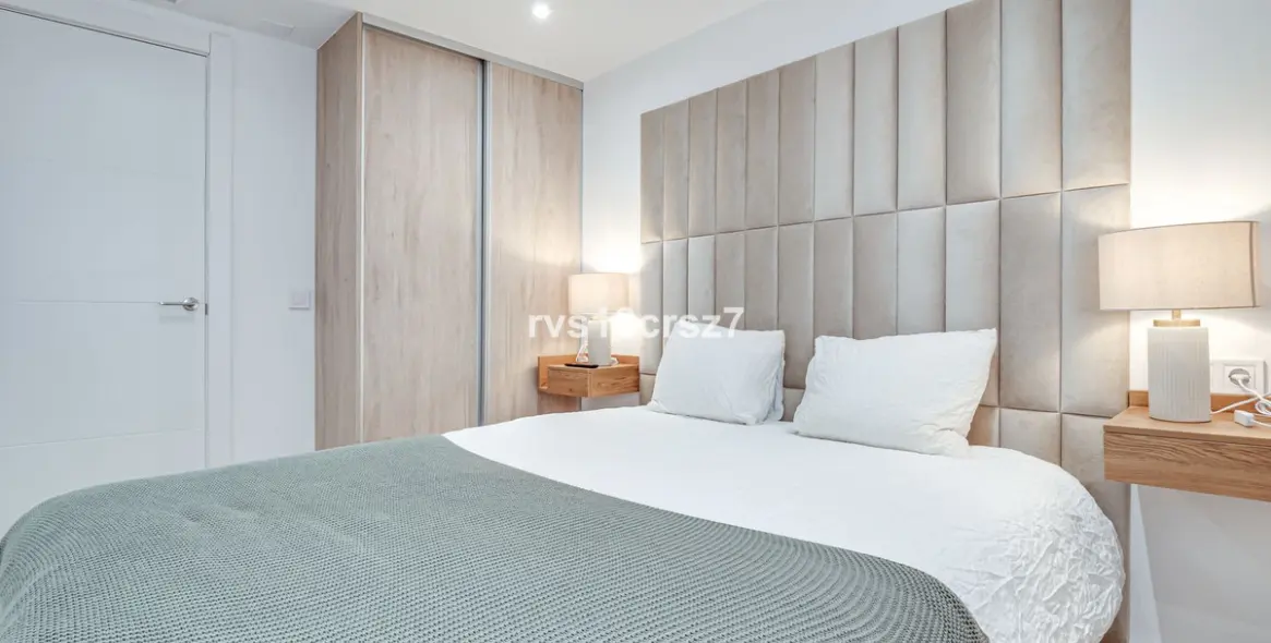 Sale of middle floor apartment in Marbella 13