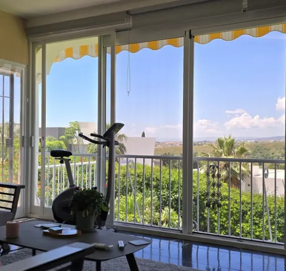 Sale of duplex in El Paraiso