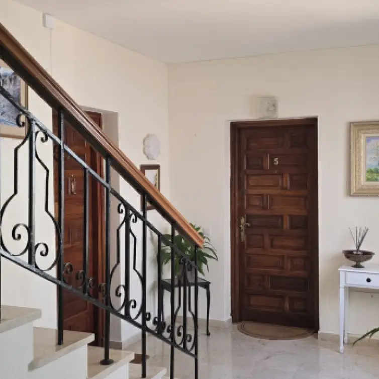 Sale of duplex in El Paraiso