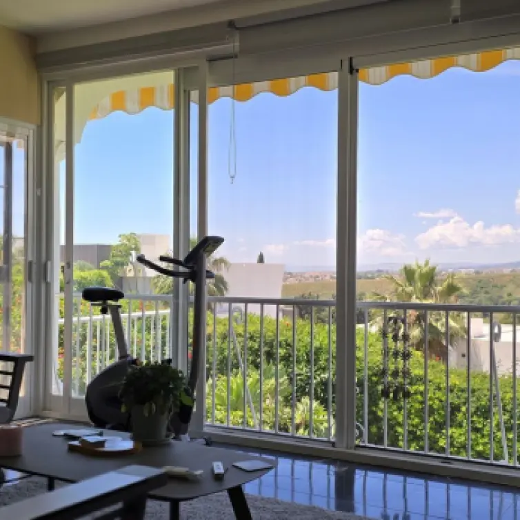 Sale of duplex in El Paraiso