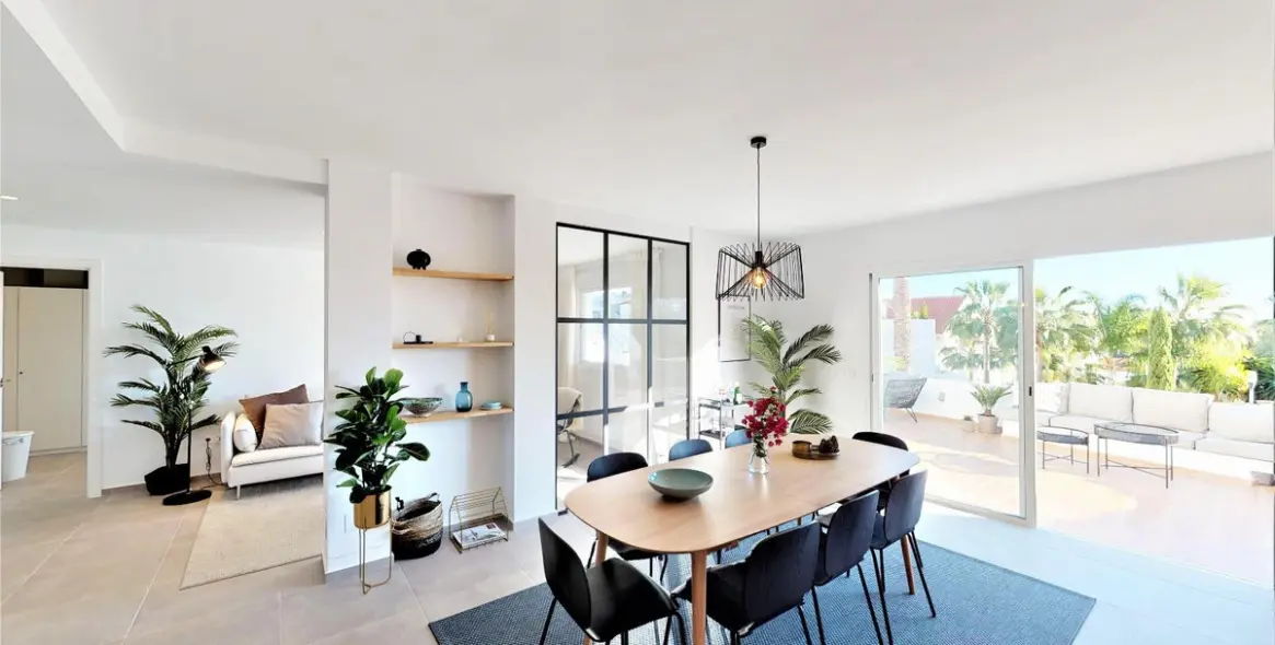 Sale of middle floor apartment in Nueva Andalucía 4